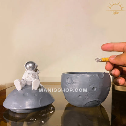 Crystal Ball Lamp + Astronaut Ashtray