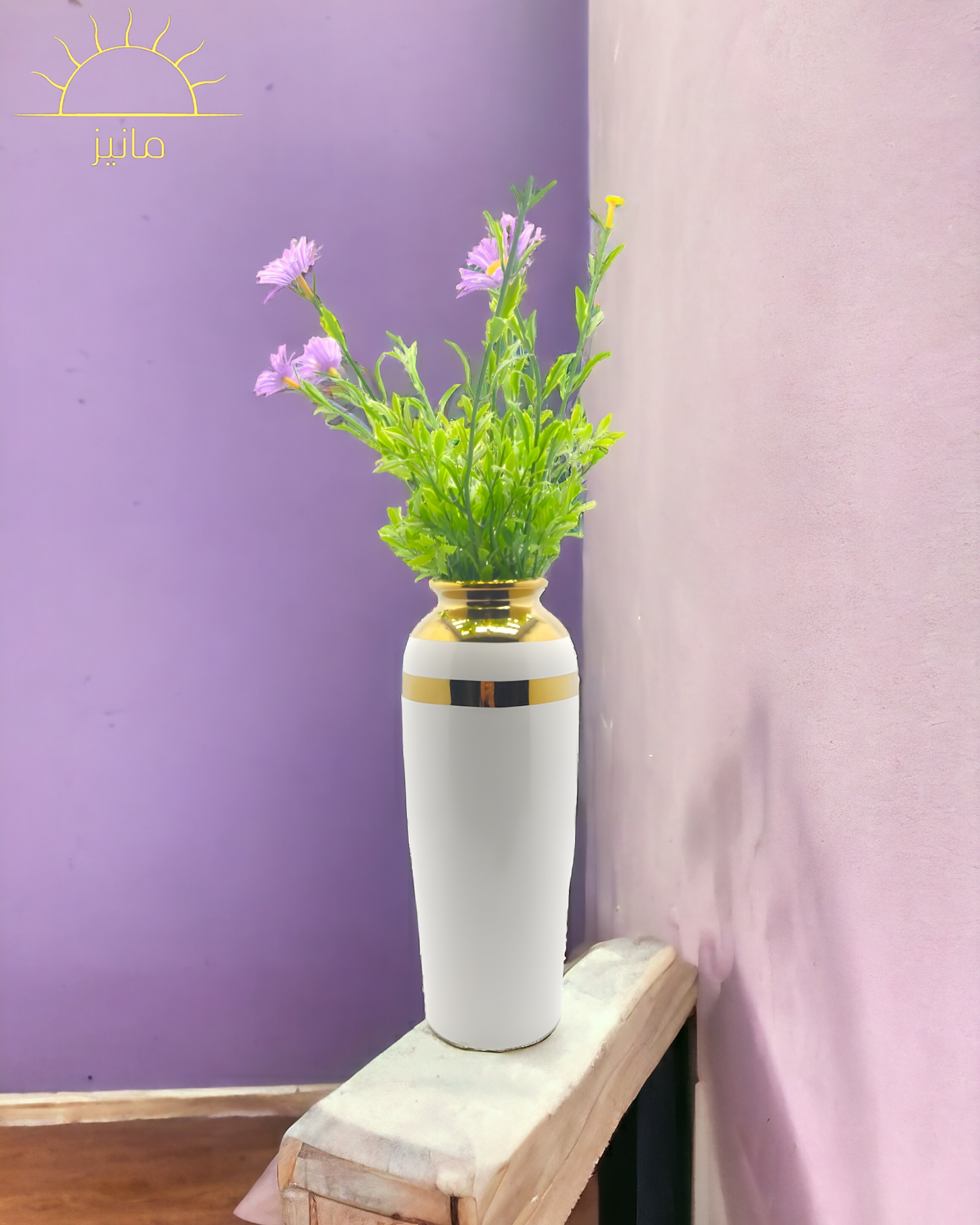 WHITE GOLDEN NECK VASE