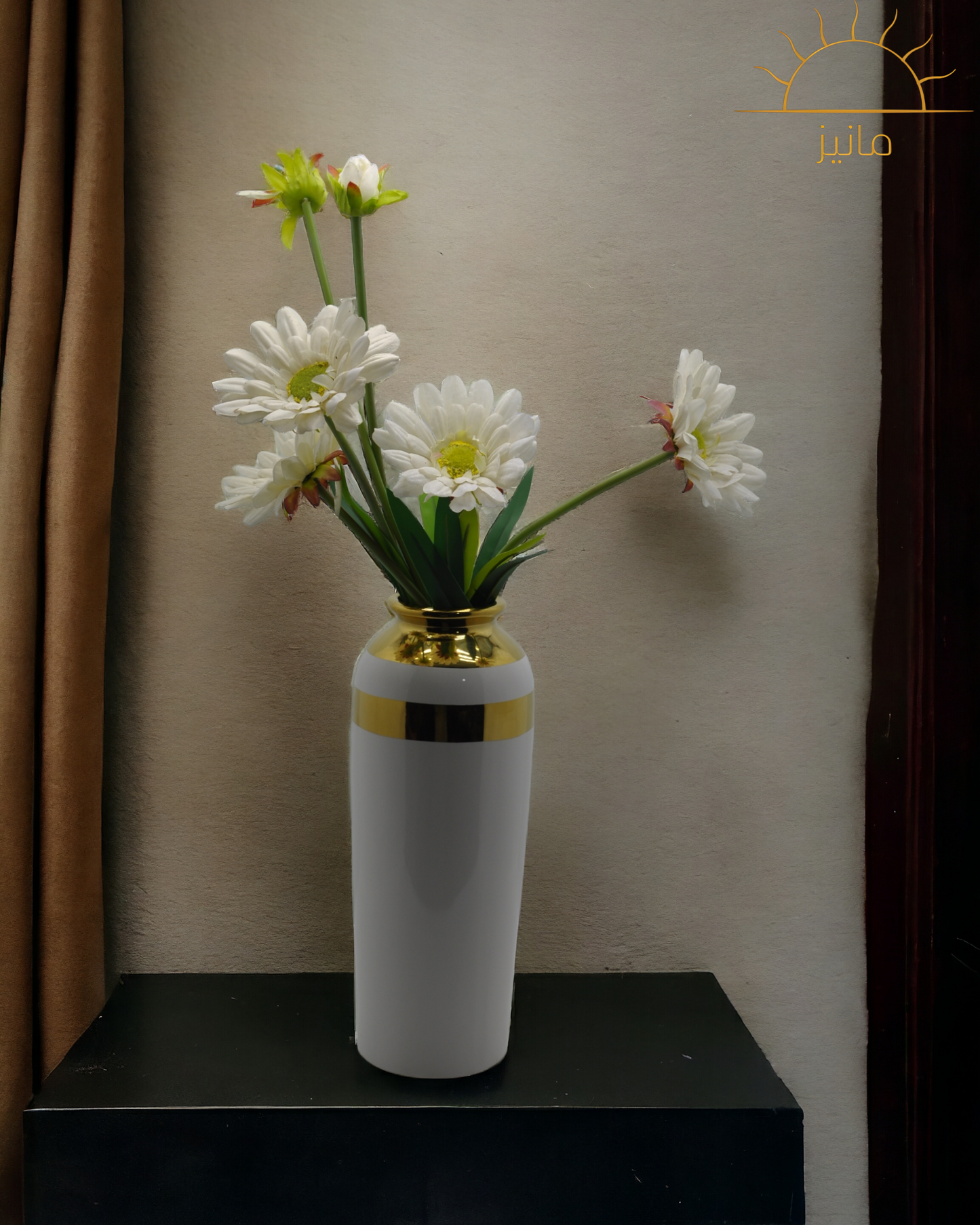 WHITE GOLDEN NECK VASE