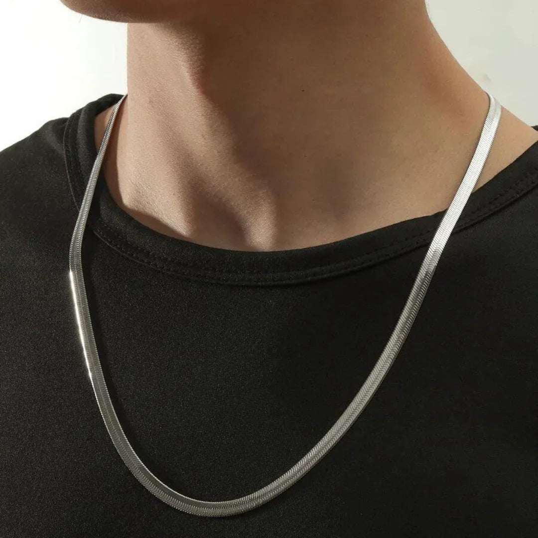 Trendy neck chain